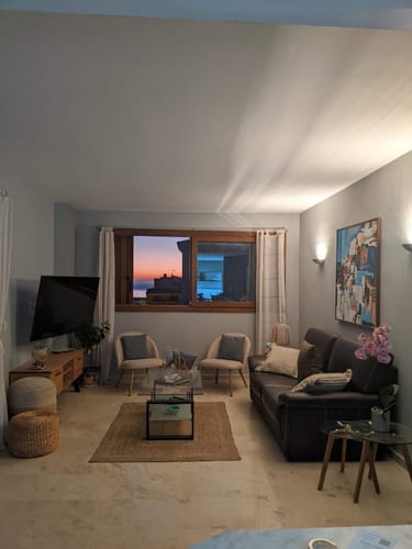 Customer photo review of Abstract View