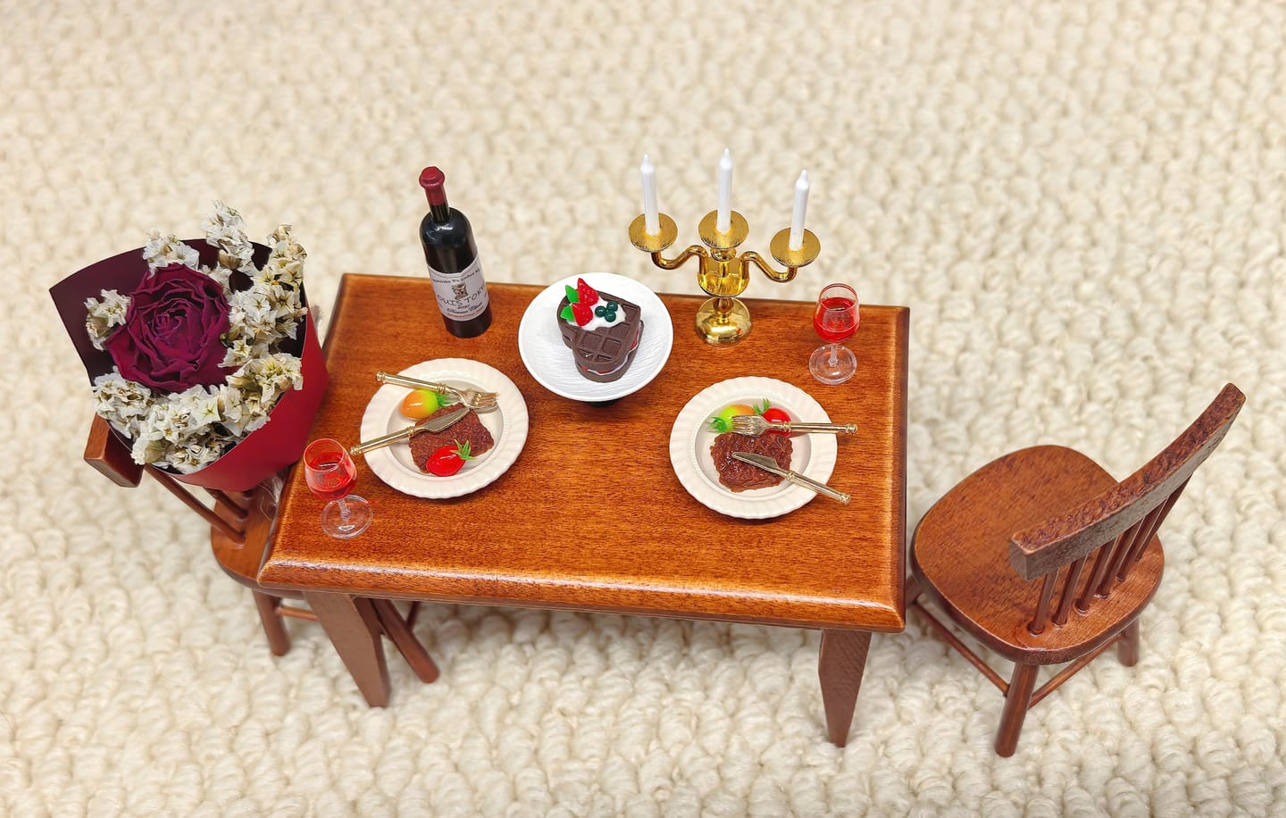 Customer photo review of Valentine’s Candlelight Dinner Special Edition – 1:12 Scale Dollhouse Scene