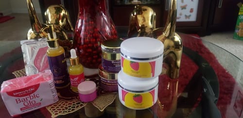 Customer photo review of STRAWBERRY LIGHTENING GLOW BODY BUTTER