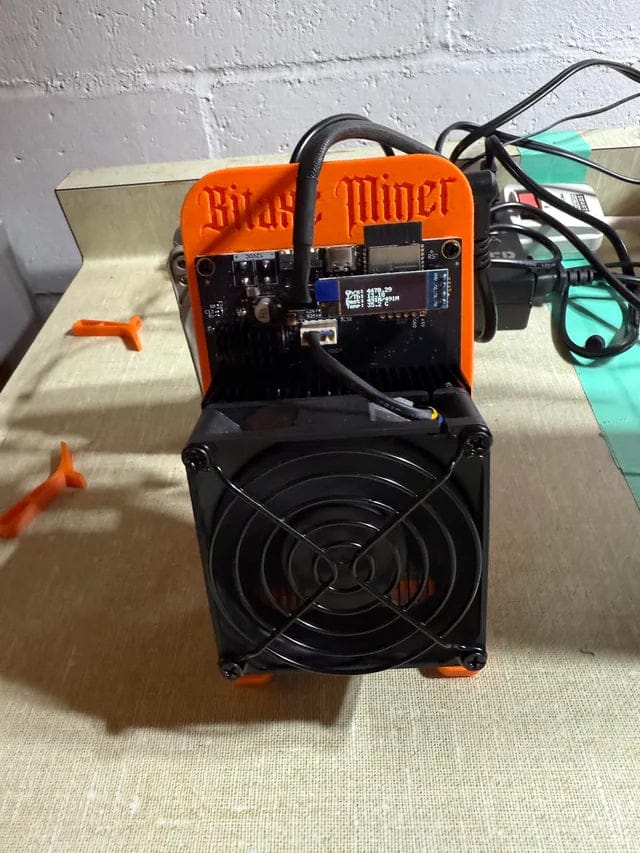 Customer photo review of Bitaxe Gamma 601 V2.0 (1.5TH/s)