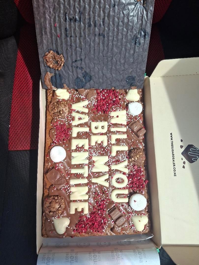 Customer photo review of Mega custom message heart brownie