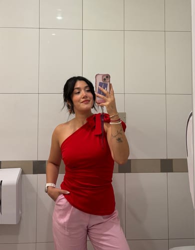 Customer photo review of TOP SARA ROJO