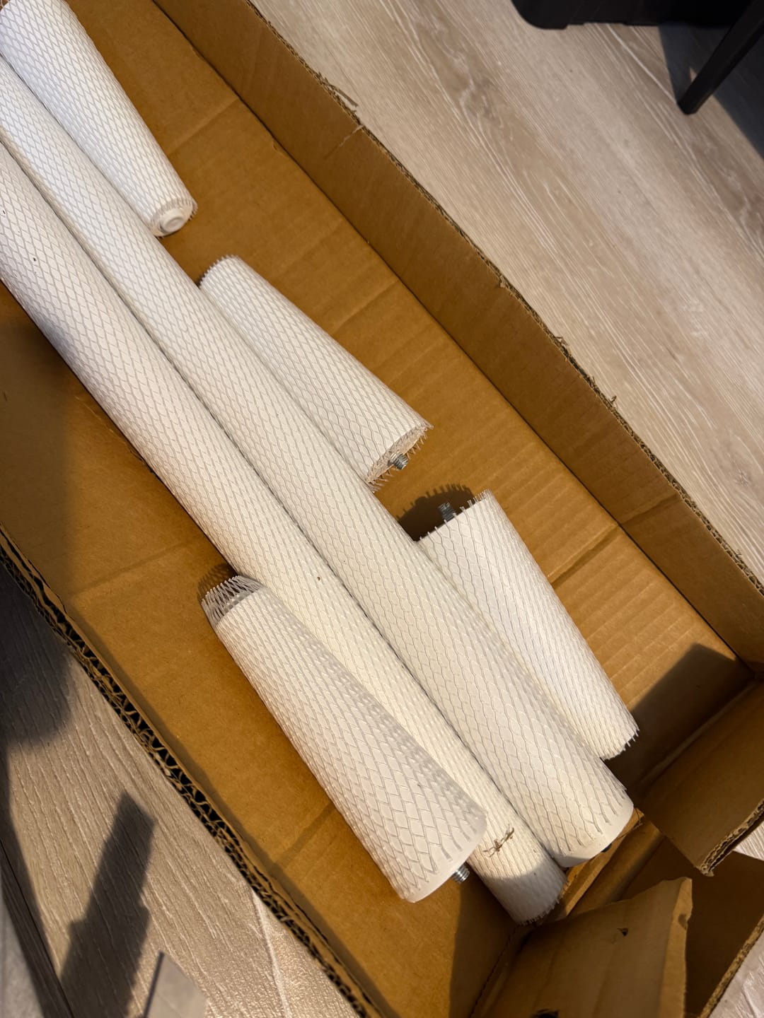 Customer photo review of Rani JE212 Kahve Köşesi Çok Amaçlı Dolap 8 Kapaklı 2 Çekmeceli Raflı Kiler Mutfak Dolabı Beyaz - Sepet Ceviz