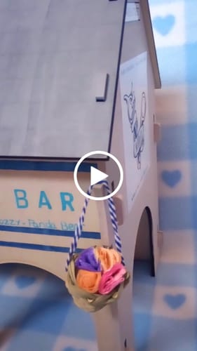 Customer video review of BUNDLE OFFER - Guinea Pig Café + Nibbles Nail Bar - Save £10