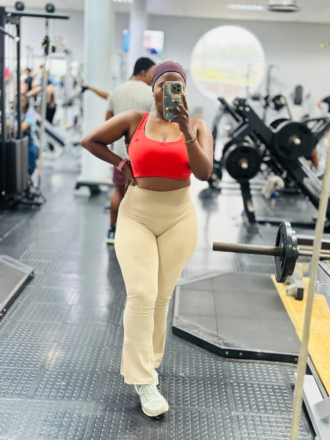 Customer photo review of High-Waist Kick Flare Leggings
