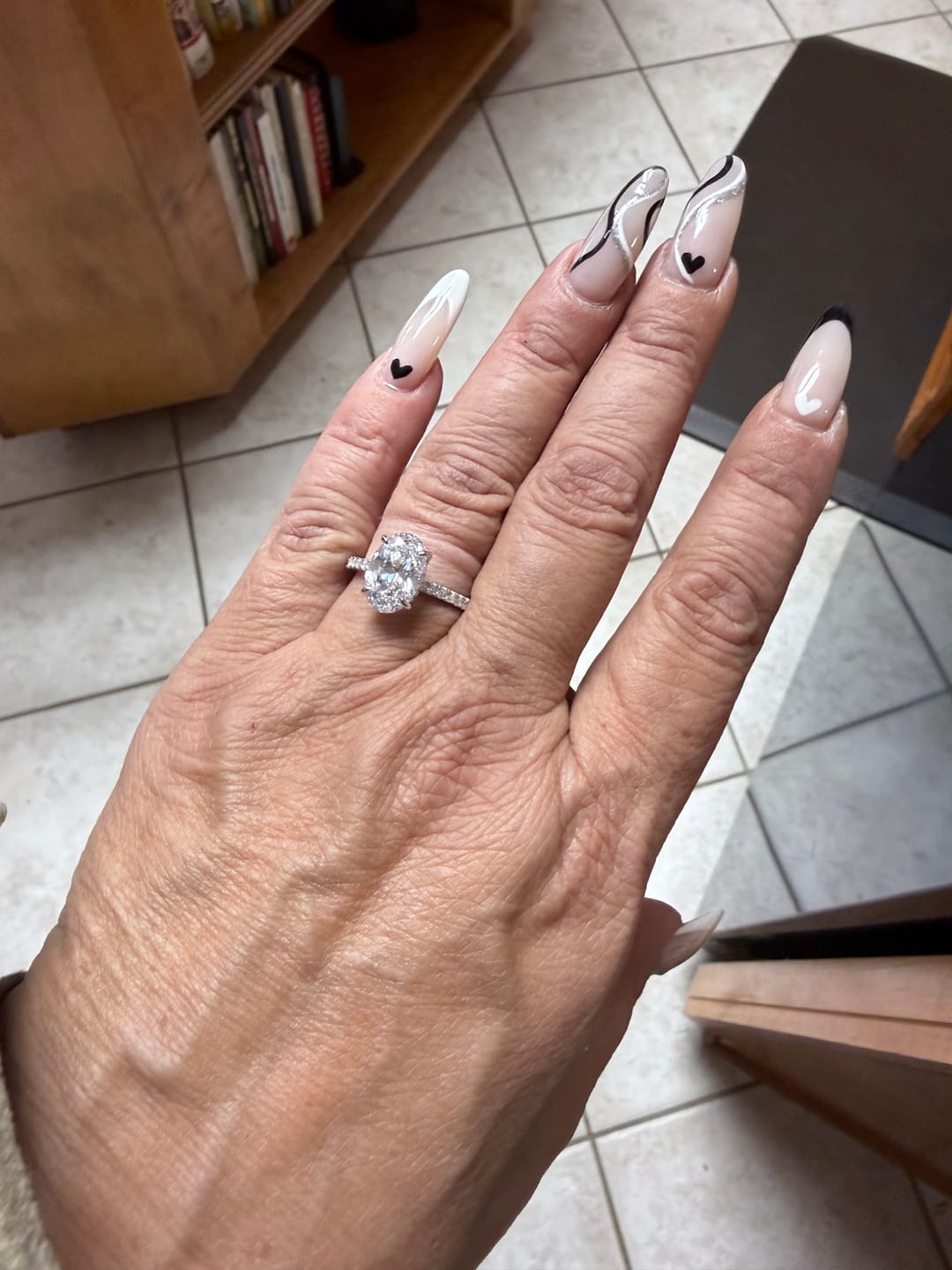 Customer photo review of Louily Exclusive 4.0Ct/5.0Ct Oval Cut Wedding Ring Set With Jacket Wedding Band