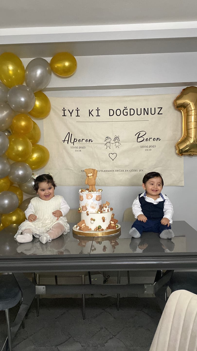 Customer photo review of Kişiselleştirilebilir Doğum Günü Örtüsü (#57)