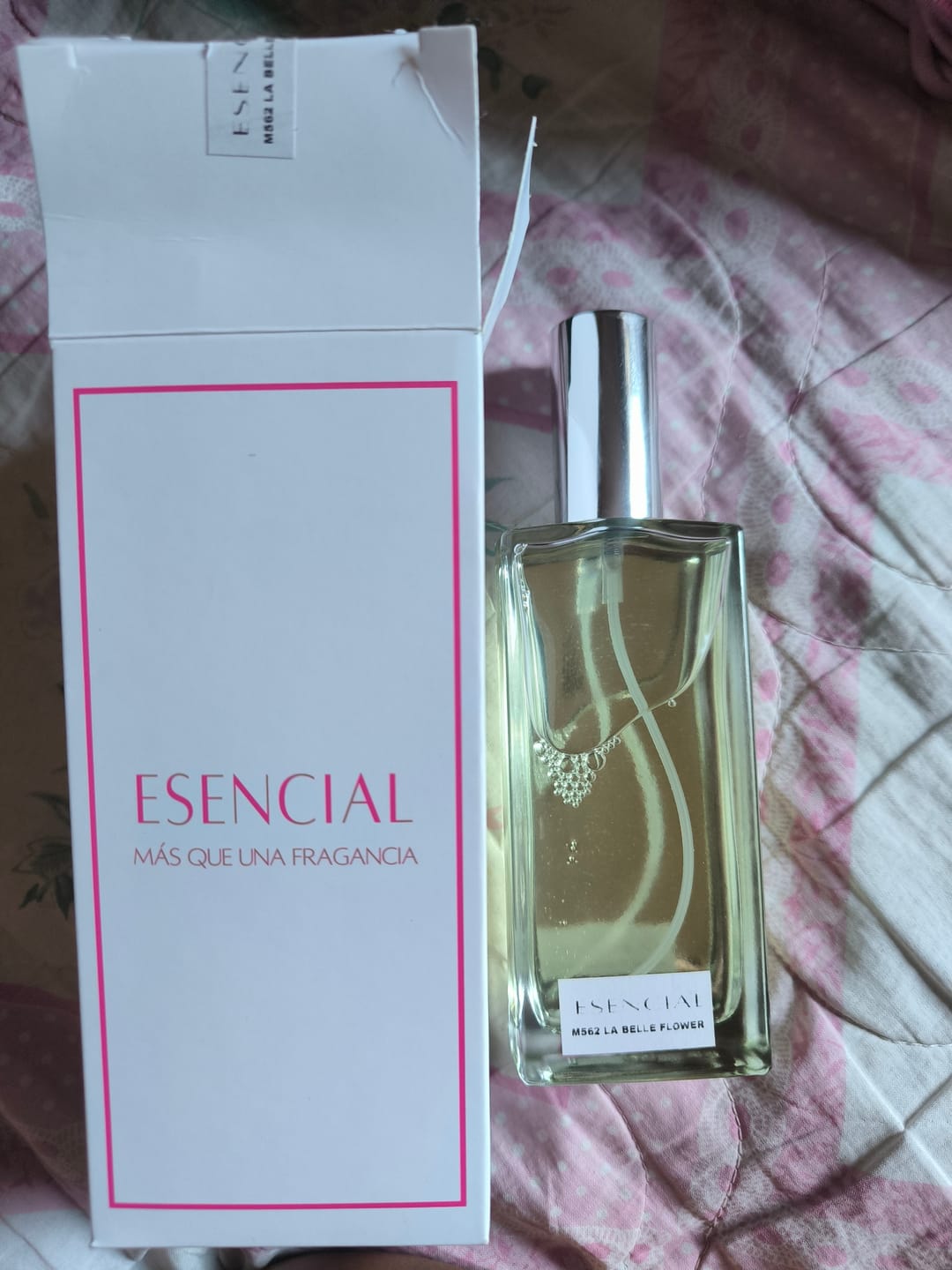 Customer photo review of M562 Inspirado en: La Belle Flower Edition - Jean Paul Gaultier