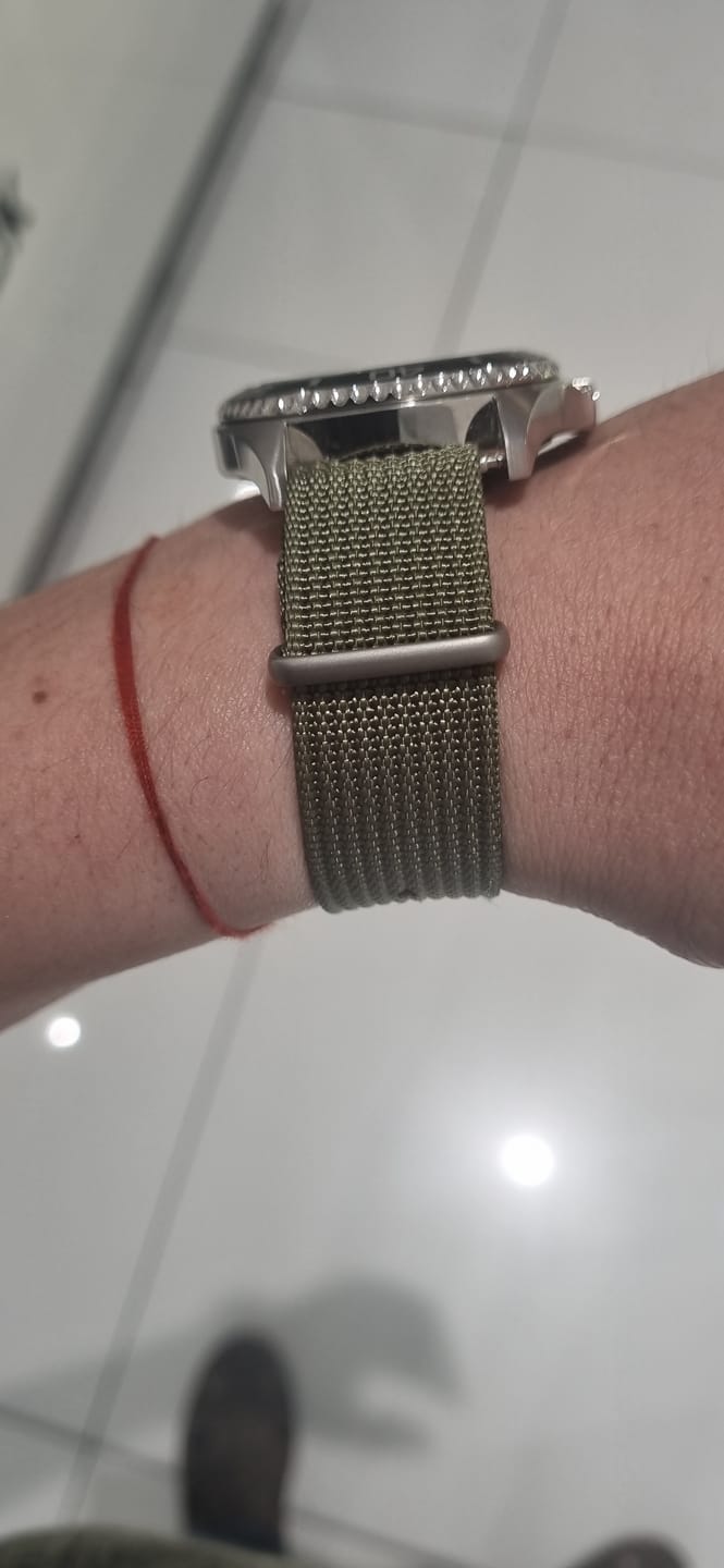 Customer photo review of Correa Nato Dando La Hora Negro