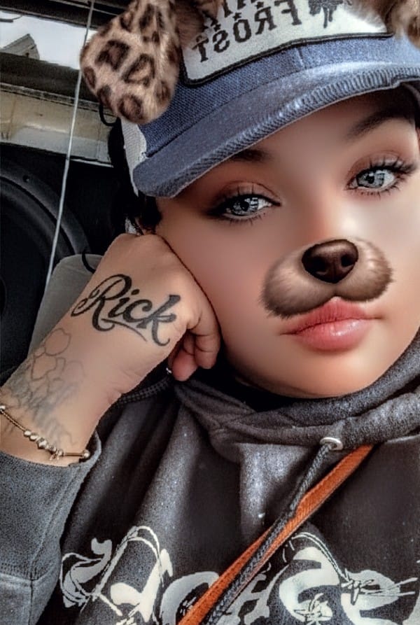 Customer photo review of Citha Hazel Brown Prescription Colored Contact Lenses