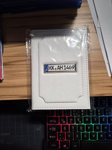 Customer photo review of Fahrzeugschein Hülle mit Deutschland Kennzeichen