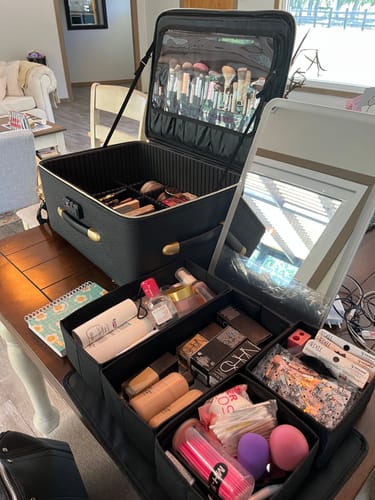 Customer photo review of Maleta-Mochila para Maquillaje o Peluquería De Luxe