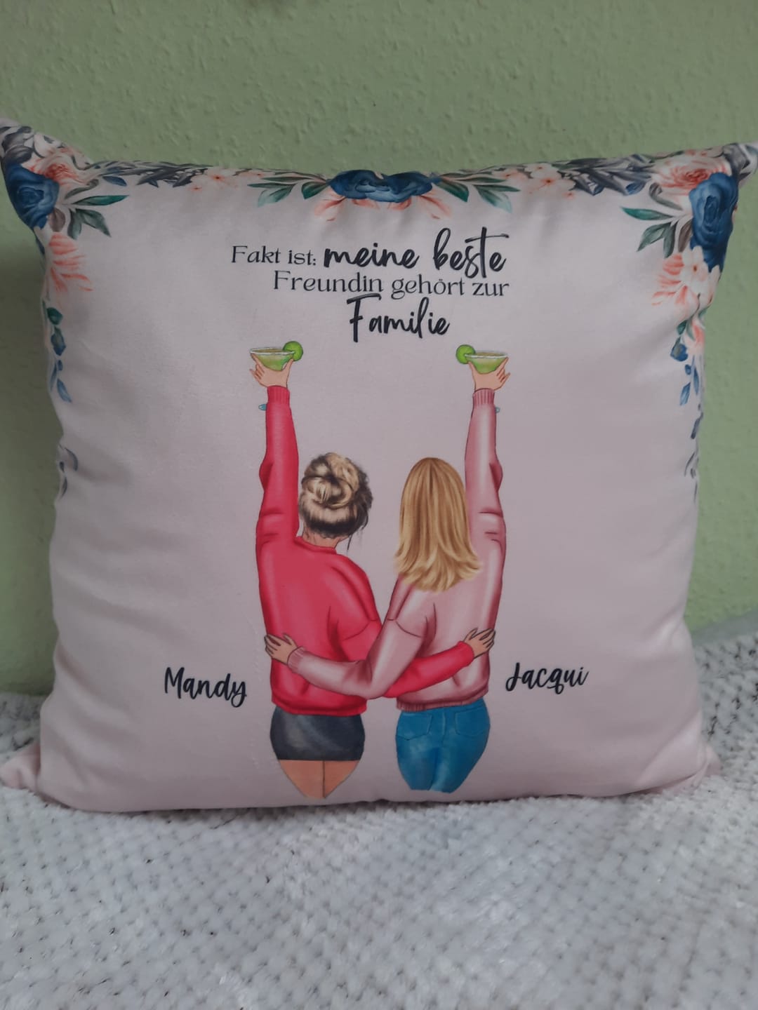 Customer photo review of Best friends forever - Personalisiertes Kissen