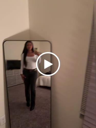 Customer video review of SCOOP TEE LONG SLEEVE