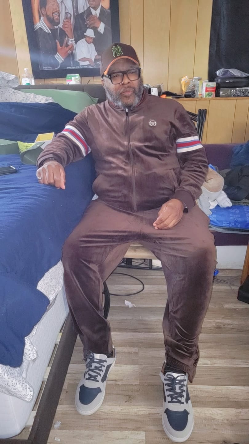 Customer photo review of Lioni Velour Track Jacket- Black Beauty
