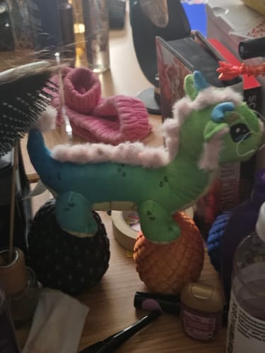 Customer photo review of Lulong Plushie