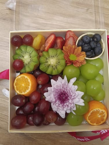 Customer photo review of PADU Little Luxe Fruit Platter