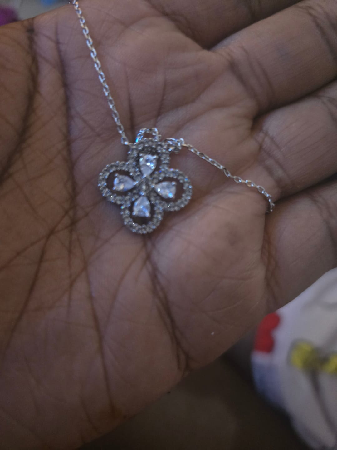 Customer photo review of Marie 18k White Gold Plated Clover/Flower Pendant Necklace with Swarovski Crystals