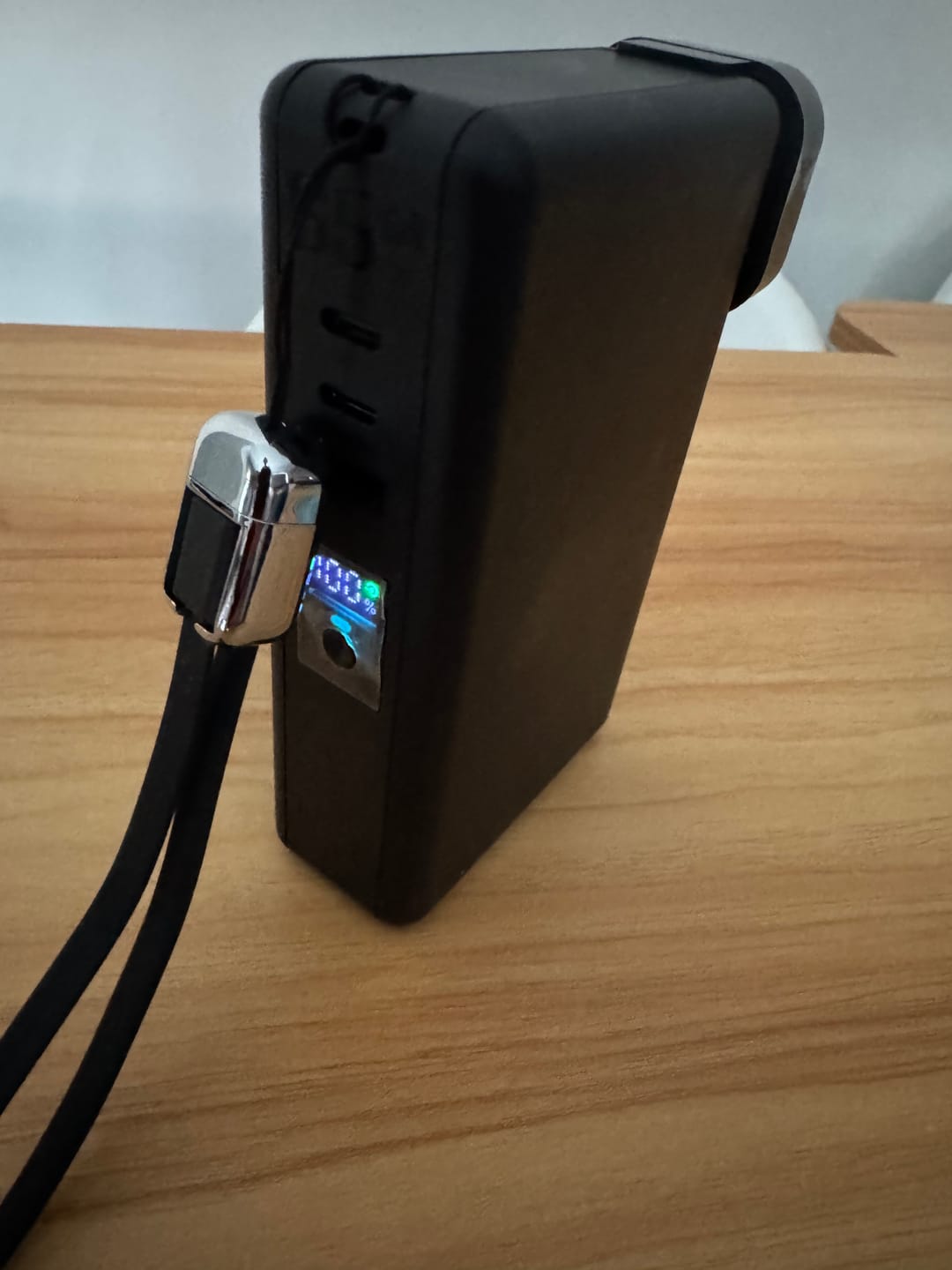 Customer photo review of PowerPack ampere'SI Next Generation 8 - Travel Power Bank 20,000mAh