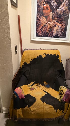 Customer photo review of Shanell Woven Throw