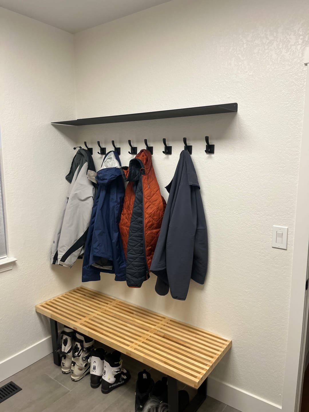Customer photo review of Modern Metal Floating Shelf - Minimalist Wall Storage & Display