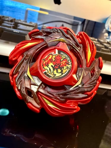 Customer photo review of [Pre-Order] Takara Tomy Beyblade CX-12 Phoenix Flare Z9-80WW