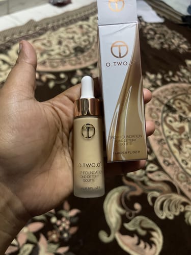 Customer photo review of O.TWO.O LIQUID DROP FOUNDATION