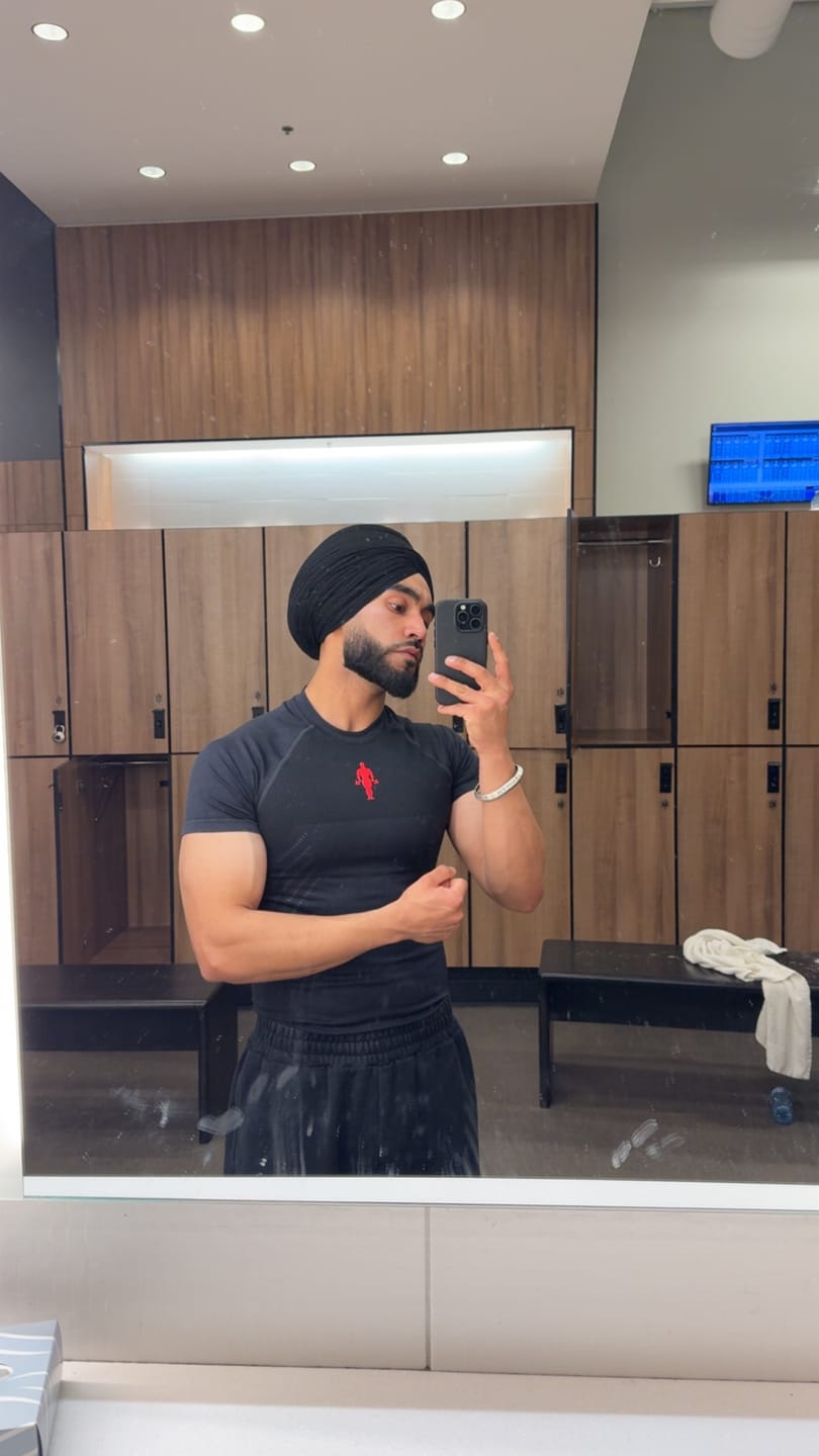 Customer photo review of 4286 - Gold's Iron Legacy Compression Tees