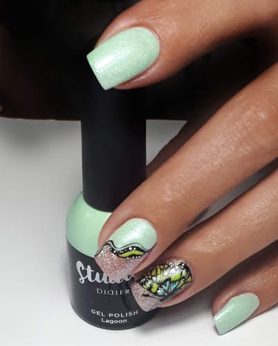 Customer photo review of Esmlate Semipermanente Studios - Lagoon - Libre de TPO | Didier Lab - 8 ml