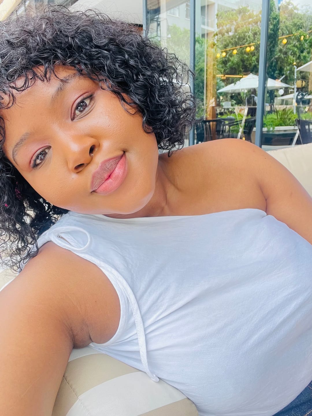 Customer photo review of Brazilian Water Wave Fringe - Zoe