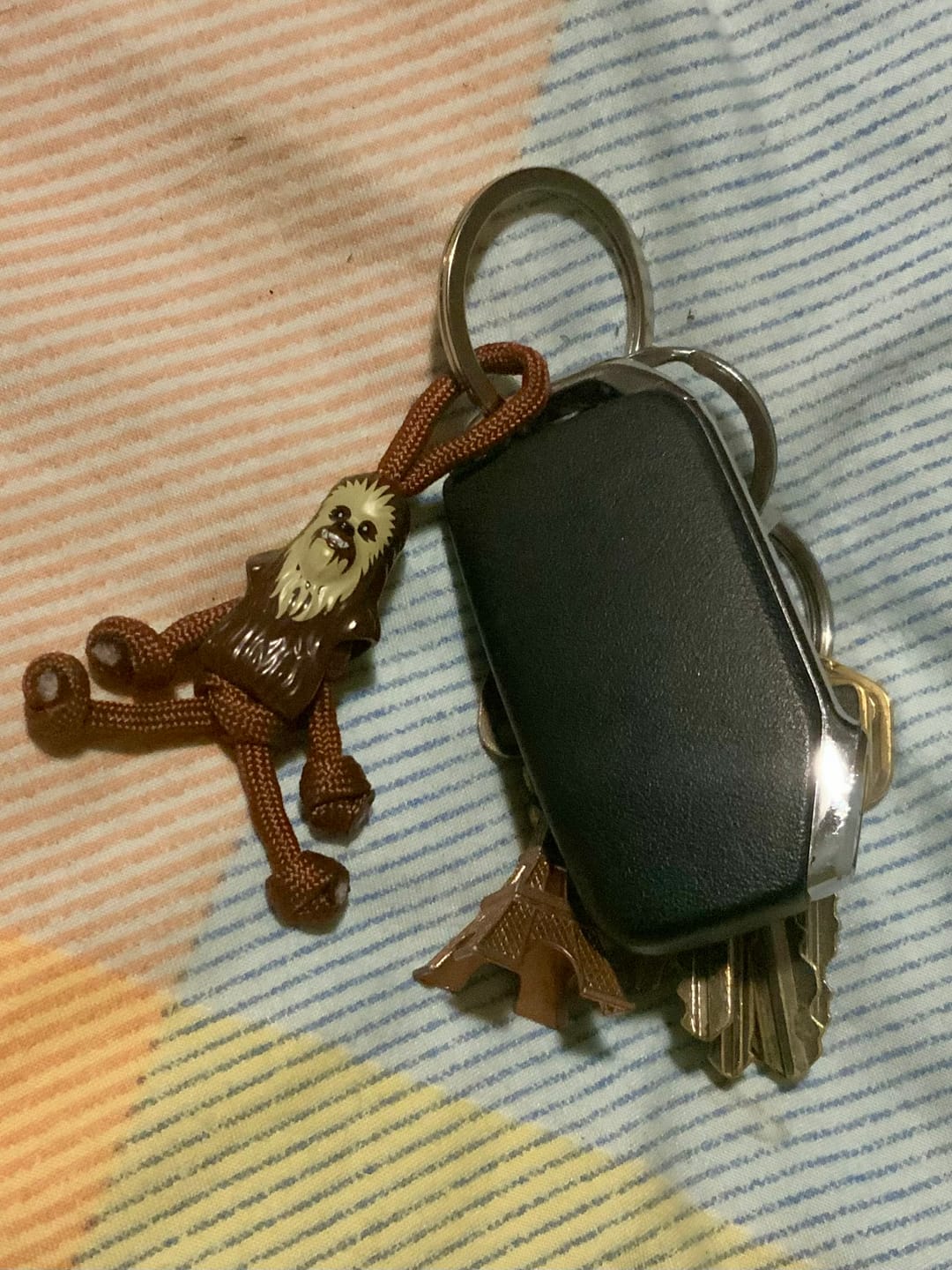 Customer photo review of Chewbacca Paracord Buddy Keychain