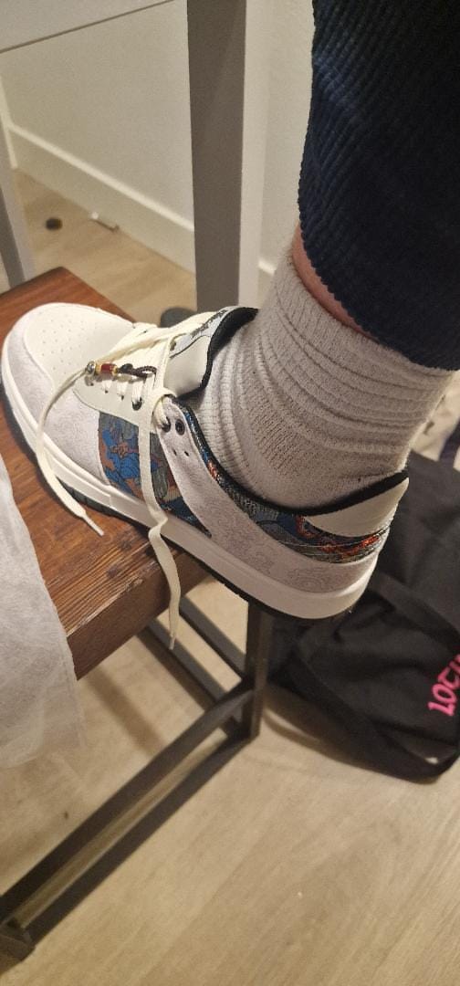 Customer photo review of Dunhuang Mythos Sneakers