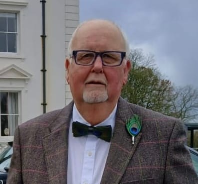 Customer photo review of Ties2you Brown Green Novelty Pattern Mens Pre-tied Bowtie Feather Bow Ties