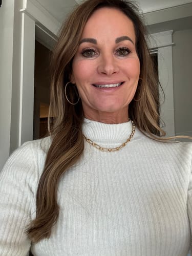 Customer photo review of Goldy Necklace