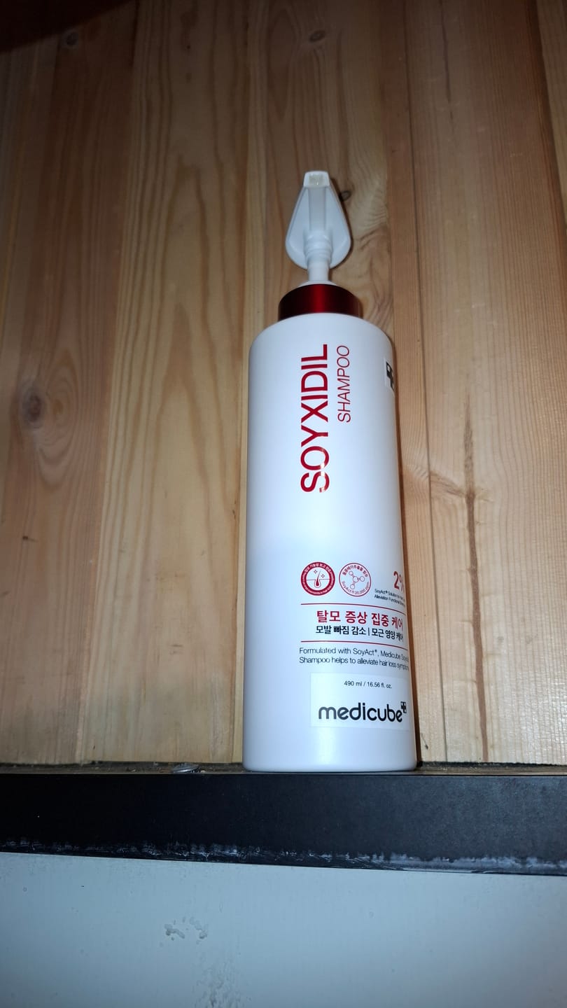 Customer photo review of Stiprinošs šampūns ar soju Medicube Soyxidil Shampoo