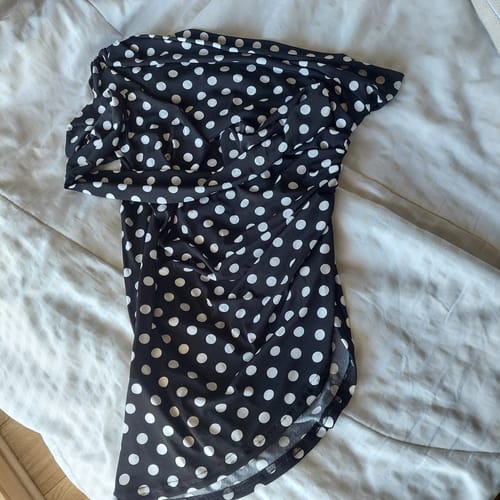 Customer photo review of TOP SARA LUNARES NEGRO