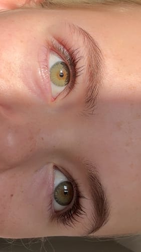 Customer photo review of COSTIQ® GROWTH LASH MASCARA