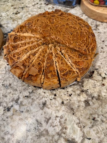 Customer photo review of Peanut Butter Butterfinger Cheesecake