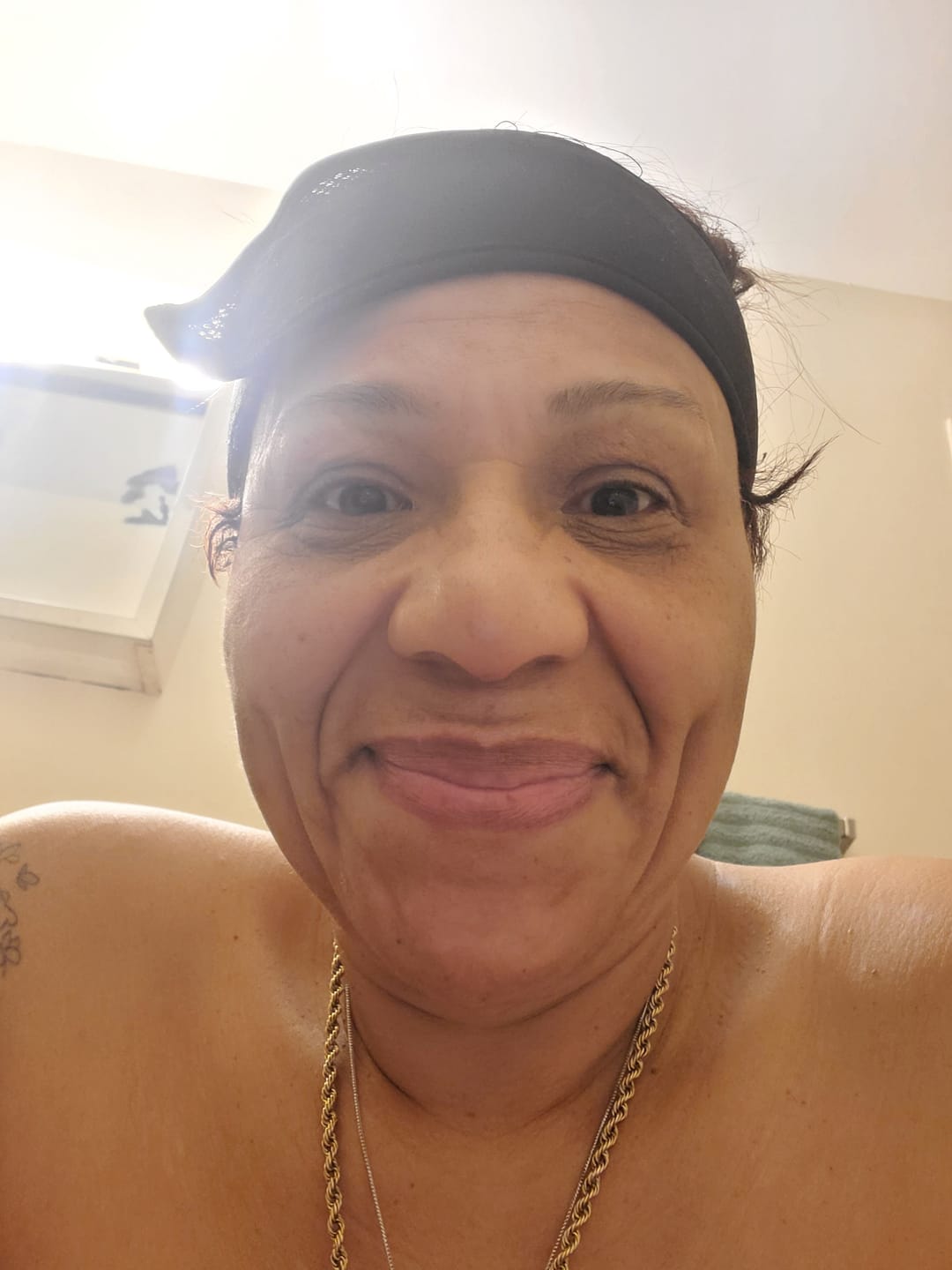 Customer photo review of Refresh Plant Based Yoni Gel Wash (pH Balancing) - 3 pk