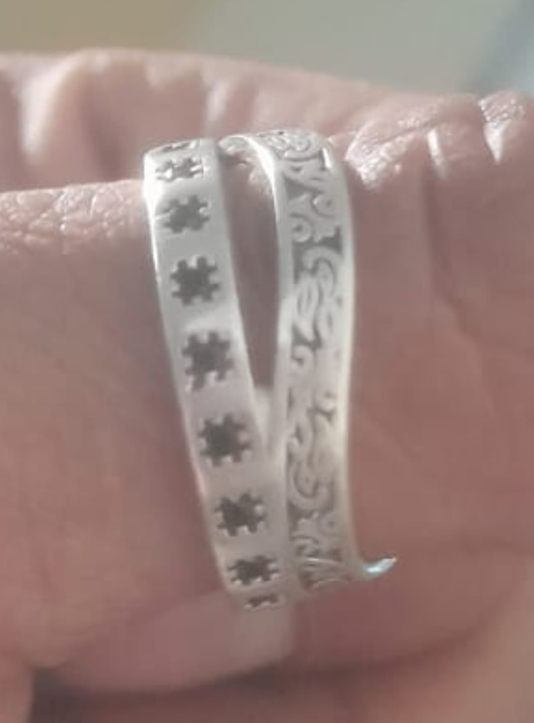 Customer photo review of Curved Edge Solitaire Accent Ring