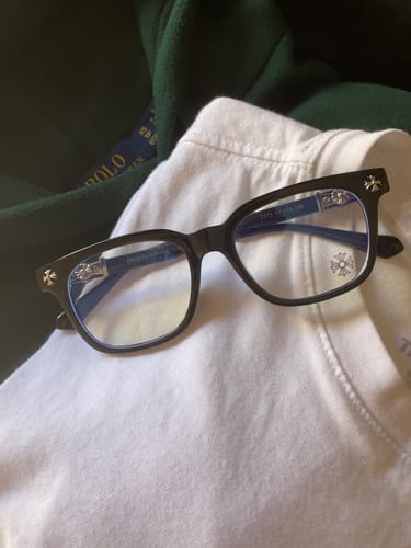 Customer photo review of Luxoro Chrome Glasses™