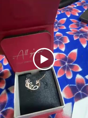 Customer video review of Rose Gold Adwitiya Morni Necklace