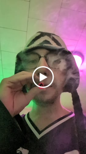 Customer video review of THCA ALASKAN THNDRFVK DONUTS