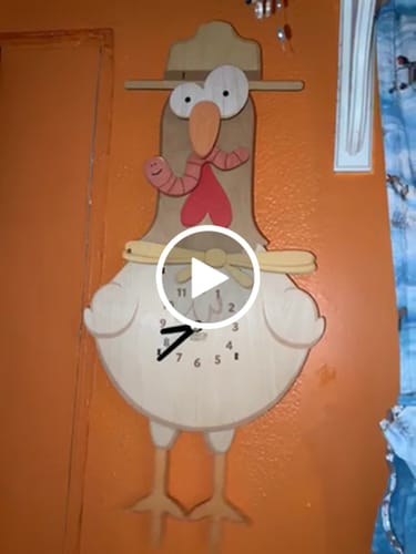Customer video review of Betty the Chicken Pendulum Clock