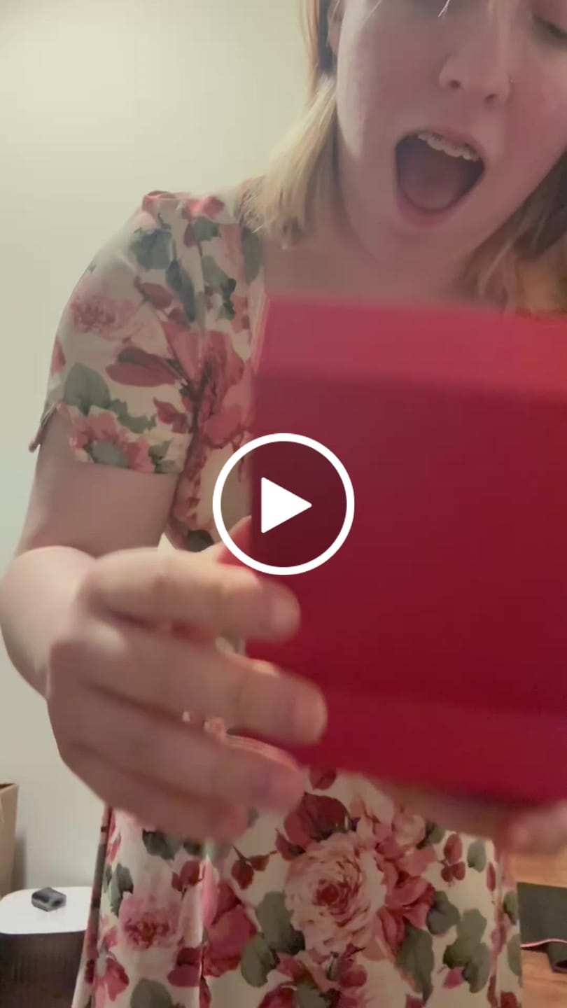 Customer video review of Soulmate Custom Engraved Photo Keychain