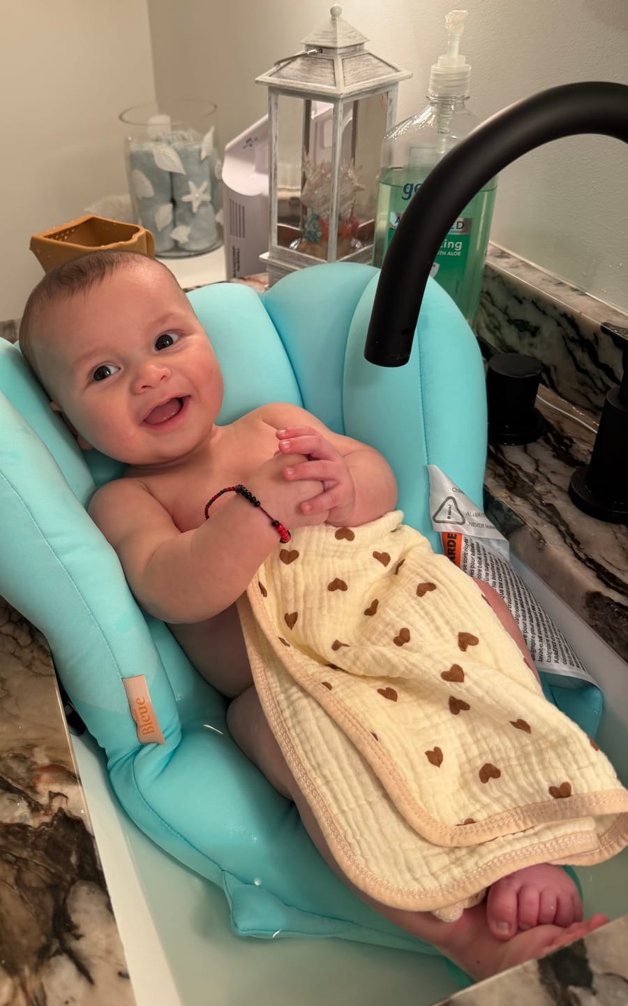 Customer photo review of Bleue Bebe's Sink Bather