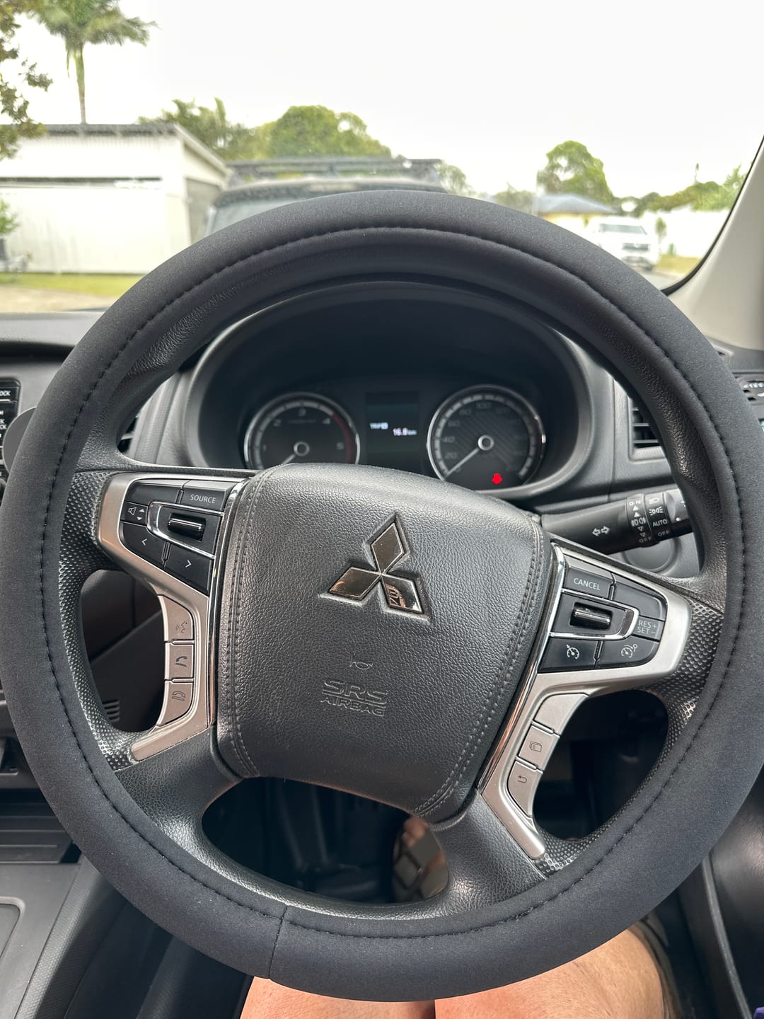 Customer photo review of Sharkskin Universal Steering Wheel Cover