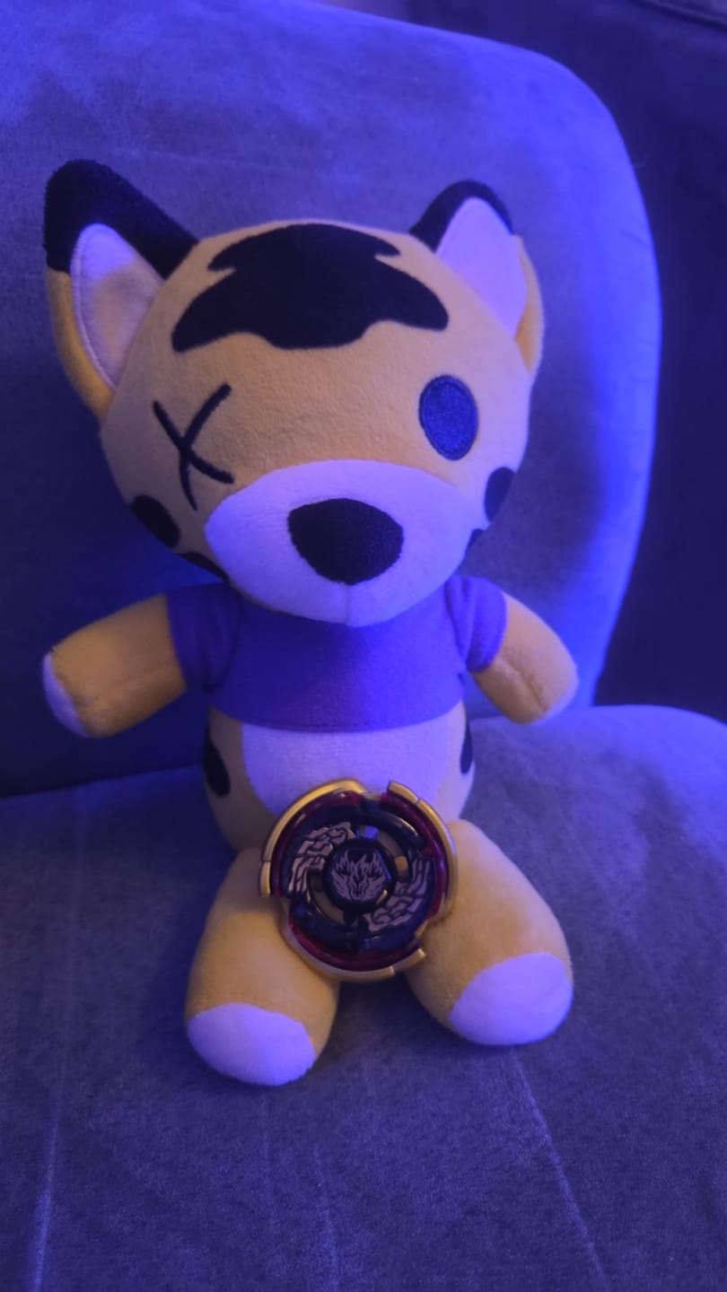 Customer photo review of GOLD Big Bang Pegasis / Cosmic Pegasus 105RF Beyblade Booster
