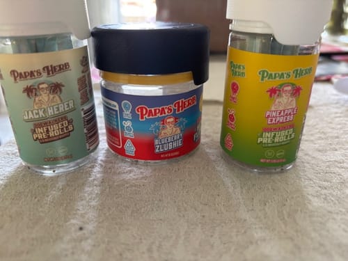 Customer photo review of BLUEBERRY ZLUSHIE INDOOR THCa FLOWER