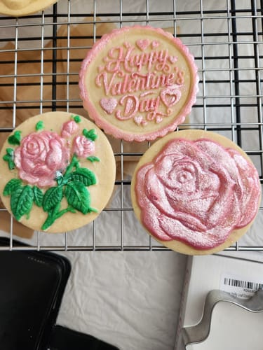 Customer photo review of Zinnia Pink Luster Dust FREE GIFT